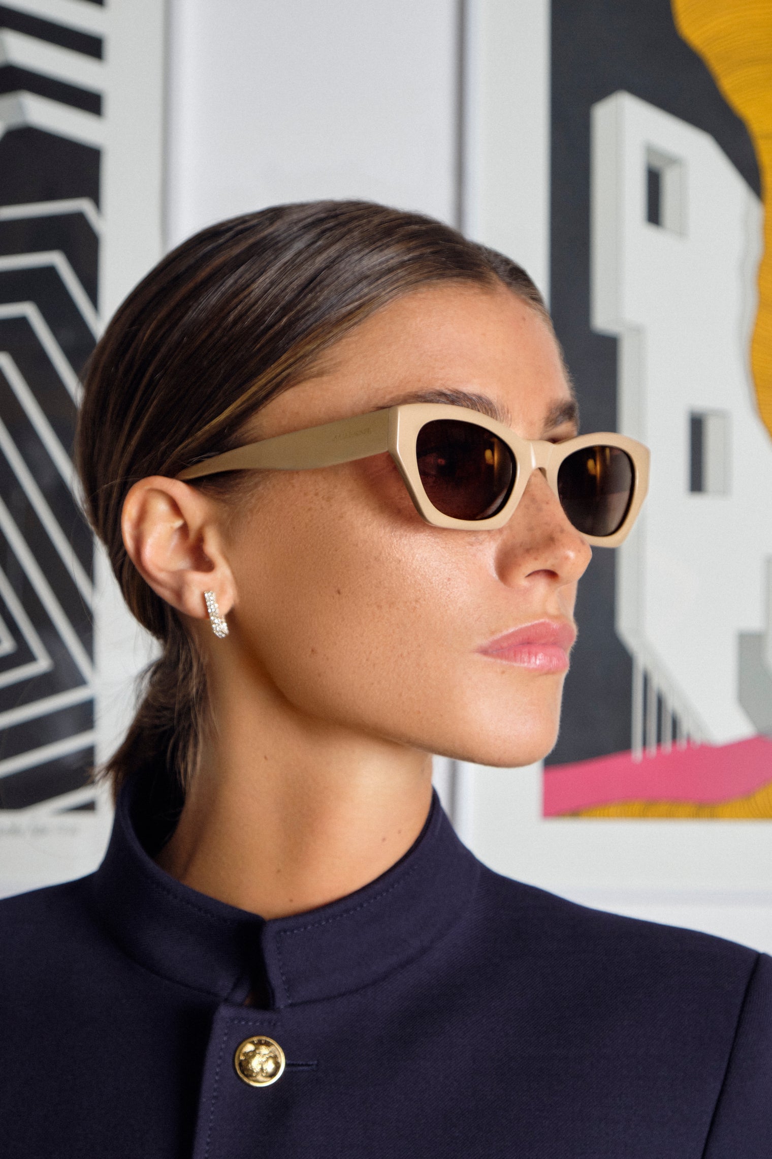 Gafas de sol con forma cat eye Julia Backer de Color habana3