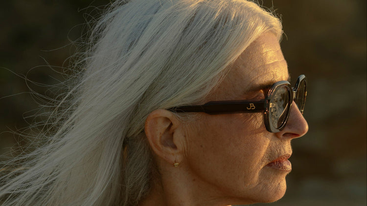 Gafas de sol marron | Gafas de sol geométrica Julia Backer